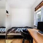 Greenkey Apartment H43